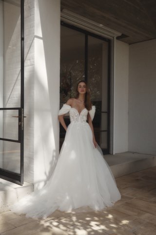 Aléna Leena – robe de mariée chez With Love à Bremblens, photo 16