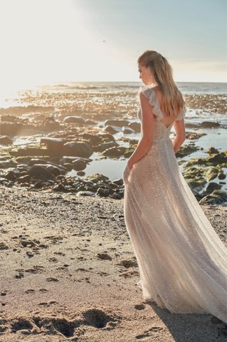 Aléna Leena – robe de mariée chez With Love à Bremblens, photo 30