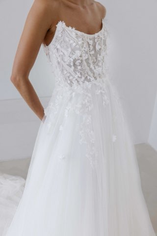 Aléna Leena – robe de mariée chez With Love à Bremblens, photo 36