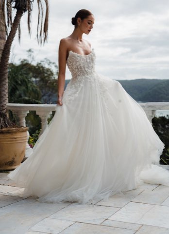 Aléna Leena – robe de mariée chez With Love à Bremblens, photo 37