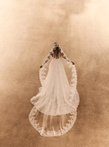 Aléna Leena – robe de mariée chez With Love à Bremblens, photo 52