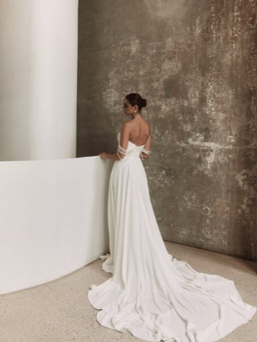 Aléna Leena – robe de mariée chez With Love à Bremblens, photo 55