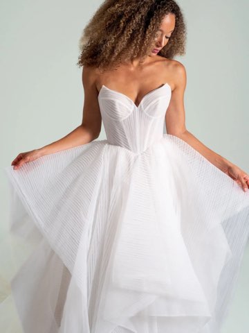 Hayley Paige – robe de mariée chez With Love à Bremblens, photo 3