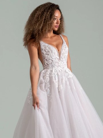 Hayley Paige – robe de mariée chez With Love à Bremblens, photo 7