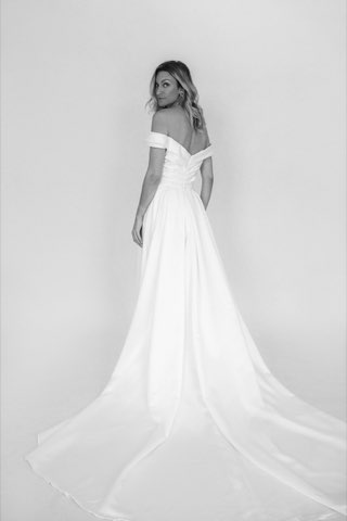 Love Story London – robe de mariée chez With Love à Bremblens, photo 4
