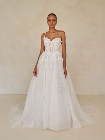 Madi-Lane – robe de mariée chez With Love à Bremblens, photo 23