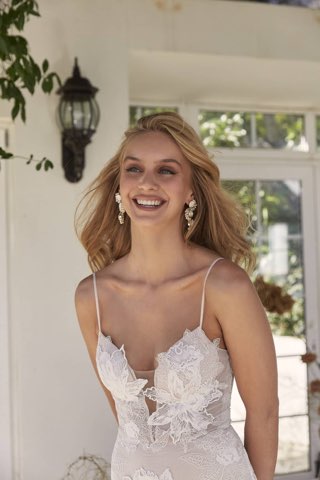 Madi-Lane – robe de mariée chez With Love à Bremblens, photo 28