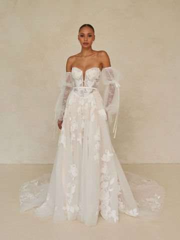 Madi-Lane – robe de mariée chez With Love à Bremblens, photo 29