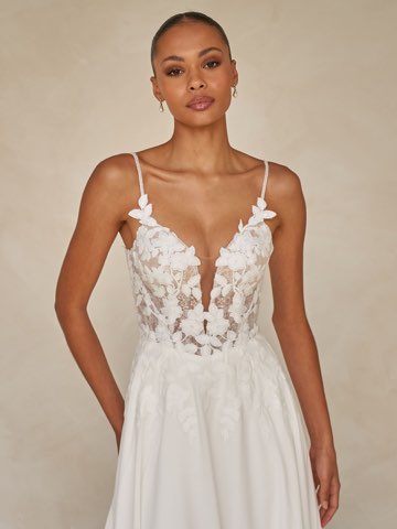 Madi-Lane – robe de mariée chez With Love à Bremblens, photo 53