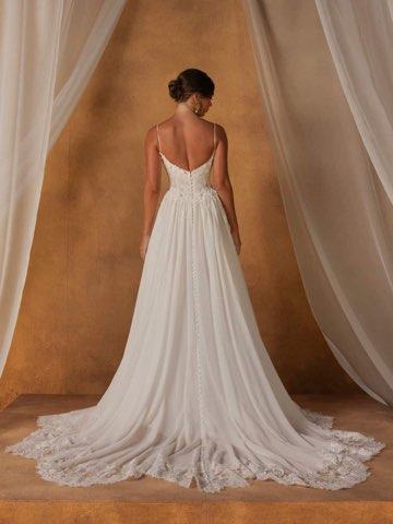 Madi-Lane – robe de mariée chez With Love à Bremblens, photo 63