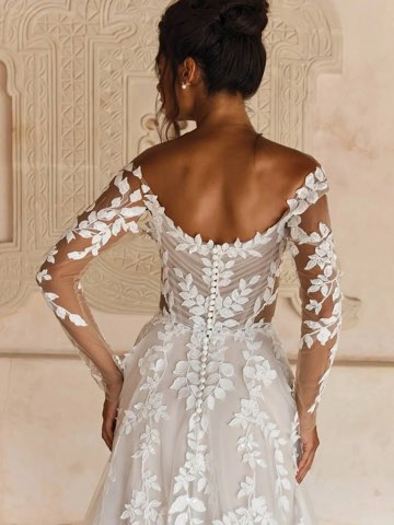 Madi-Lane – robe de mariée chez With Love à Bremblens, photo 70