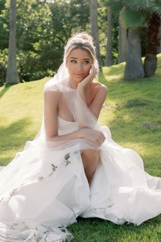 Watters, Locket, Willowby & By Watters – robe de mariée chez With Love à Bremblens, photo 1