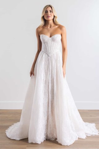 Watters, Locket, Willowby & By Watters – robe de mariée chez With Love à Bremblens, photo 2