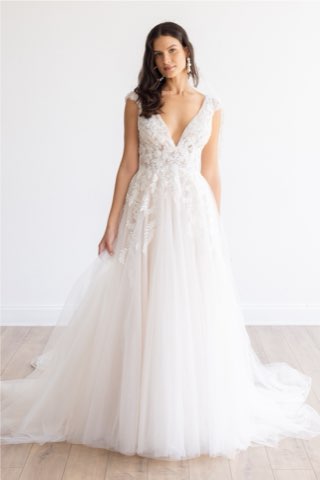 Watters, Locket, Willowby & By Watters – robe de mariée chez With Love à Bremblens, photo 14