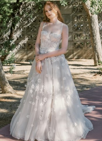Watters, Locket, Willowby & By Watters – robe de mariée chez With Love à Bremblens, photo 26