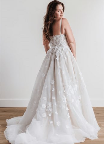 Watters, Locket, Willowby & By Watters – robe de mariée chez With Love à Bremblens, photo 28